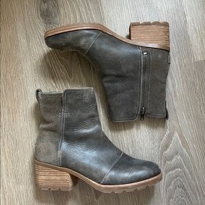 Sorel CATE Bootie size 9